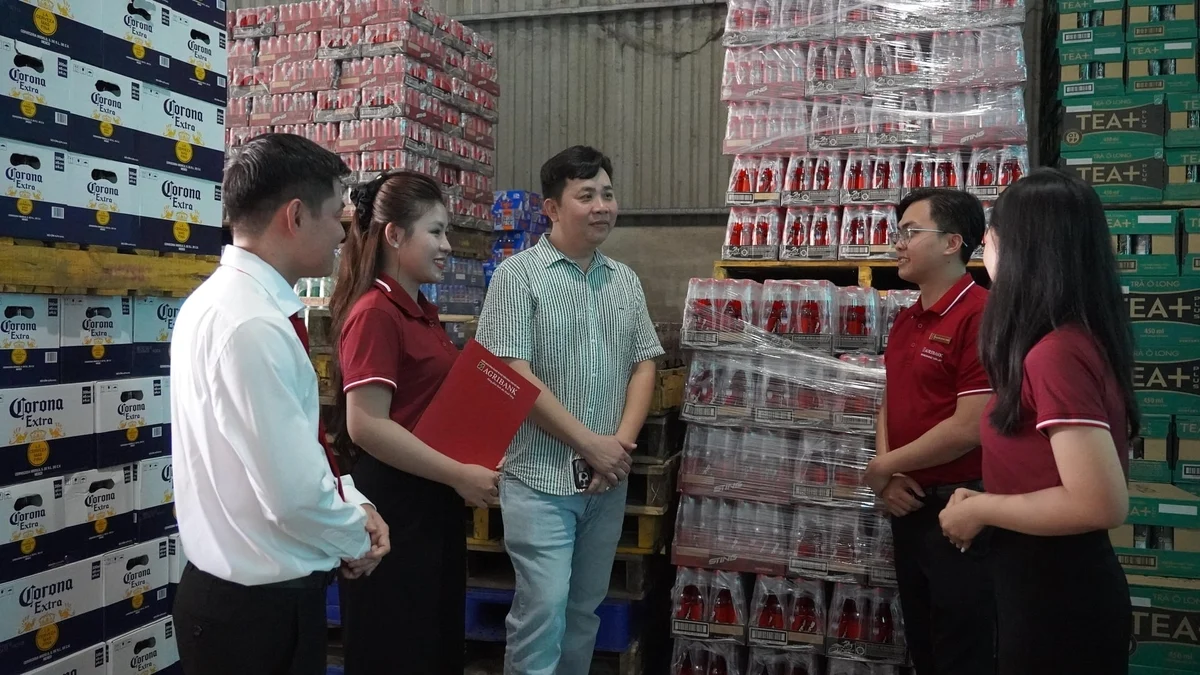 Chuyển đổi số bắt đầu từ nhu cầu của người dân: Dòng vốn Agribank Bắc Long An mở đường nông nghiệp công nghệ cao