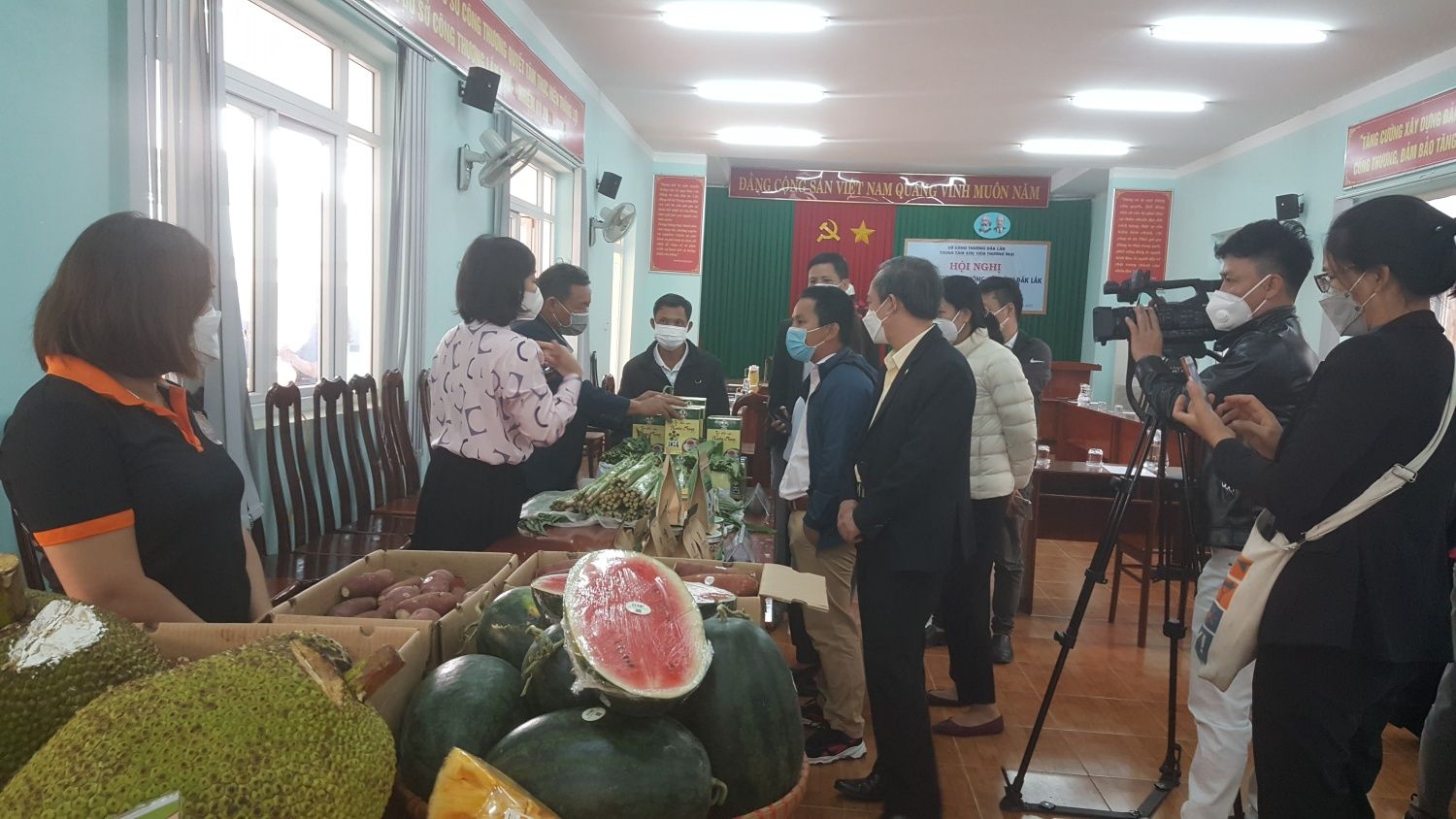 29 doanh nghiệp, HTX của Lâm Đồng, Đắk Lắk bắt tay kết nối tiêu thụ nông sản với 