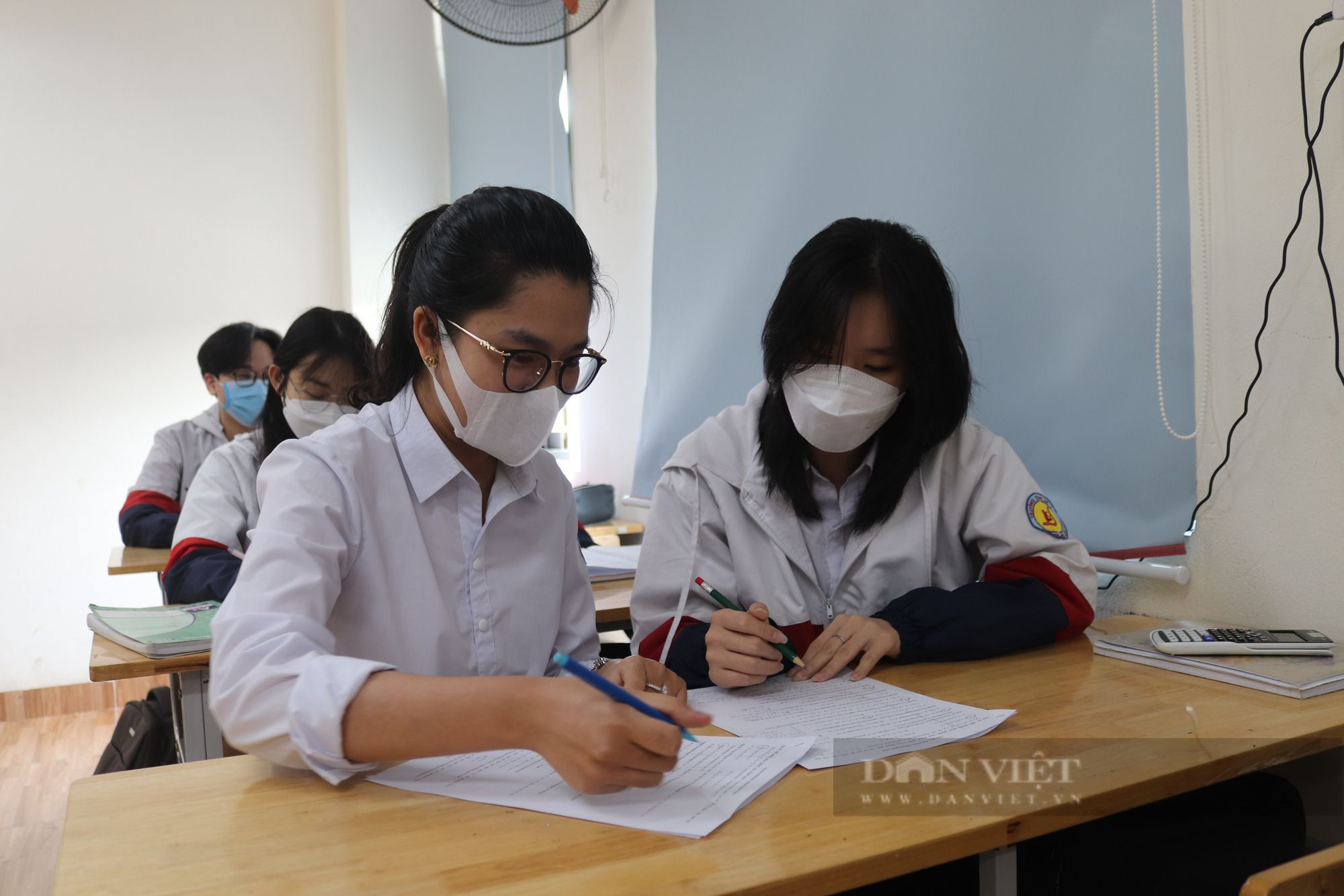 Nhóm học sinh Lào Cai sáng tạo ra cách giúp nông dân Hà Nhì tiêu thụ củ sâm đất Hoàng Sin Cô