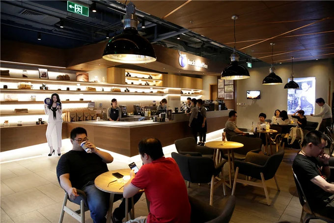 Tiêu thụ cà phê bùng nổ ở Trung Quốc trong năm 2023
