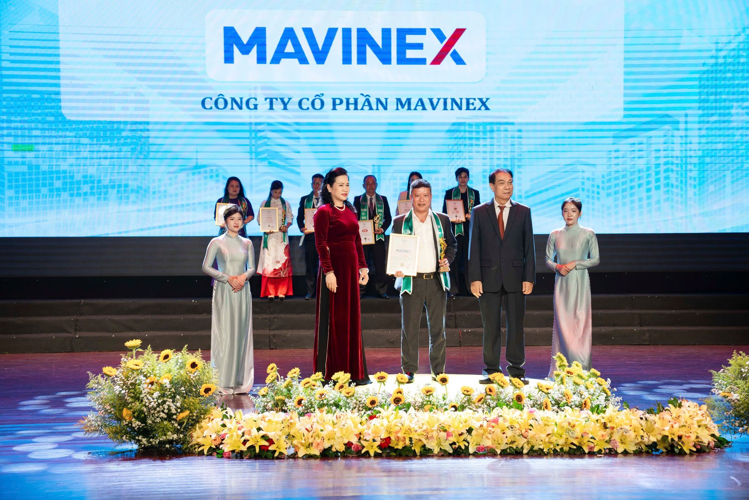 Mavinex được tôn vinh là thương hiệu số 1 về giải pháp thiết kế và thiết bị chuồng trại