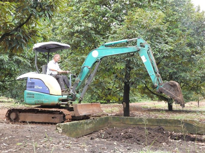 Những nhà nông sáng tạo: [Bài 1] 'Kiện tướng' sáng chế máy nông nghiệp