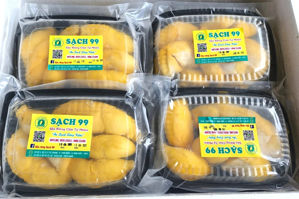 Cần Thơ đưa 2 tấn cơm sầu riêng lên máy bay ra Hải Phòng tiêu thụ