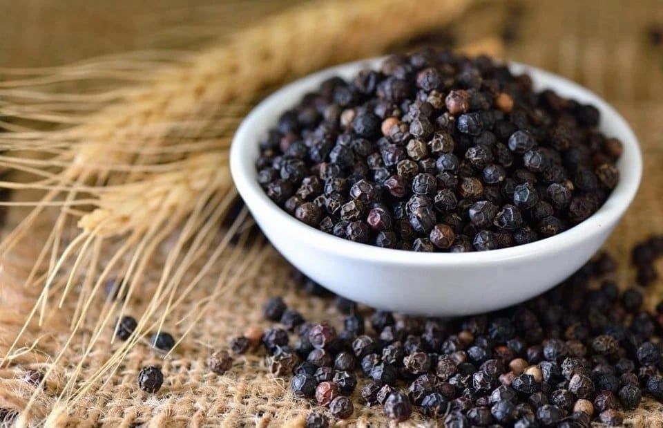 Giá tiêu hôm nay 12/11/2025: Đắk Lắk giảm nhẹ 500 đồng