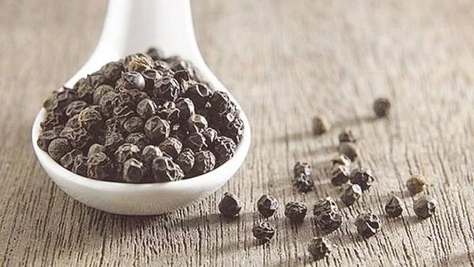 Giá tiêu hôm nay 30/12/2025: Biến động trái chiều